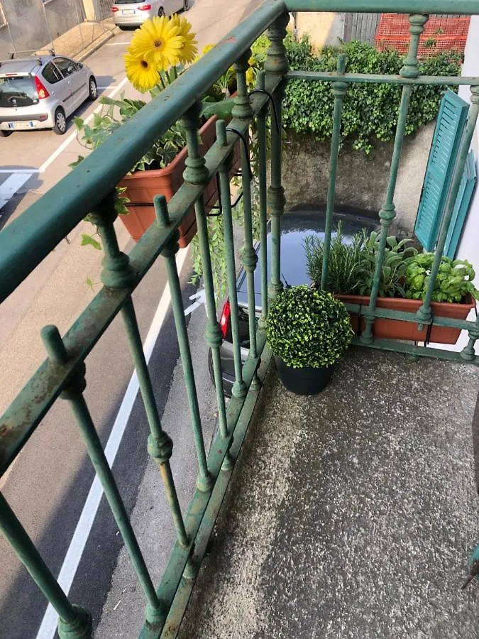 Casa Ortensia Blu Maslianico